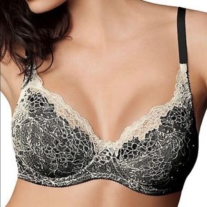 New Wonderbra Chantilly Lace bra
